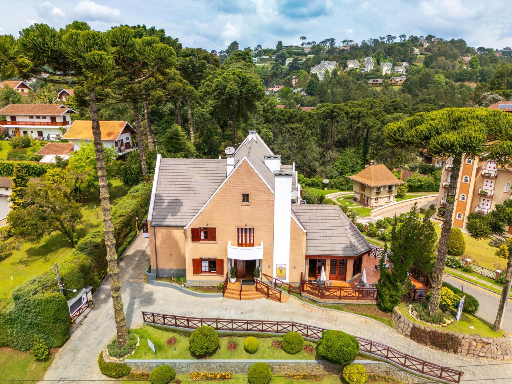 Pensão Campos De Provence