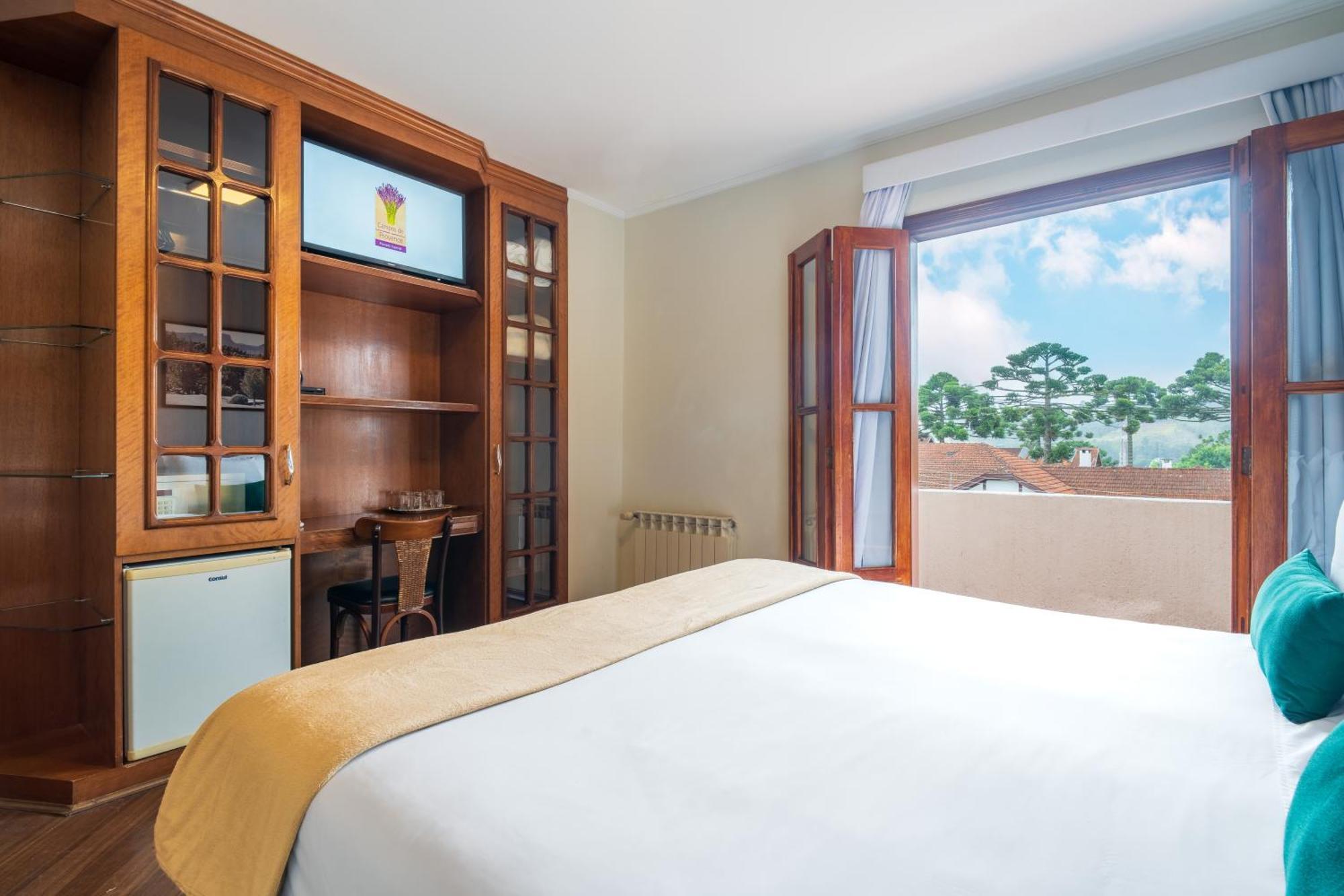 Campos De Provence Pensão 4*